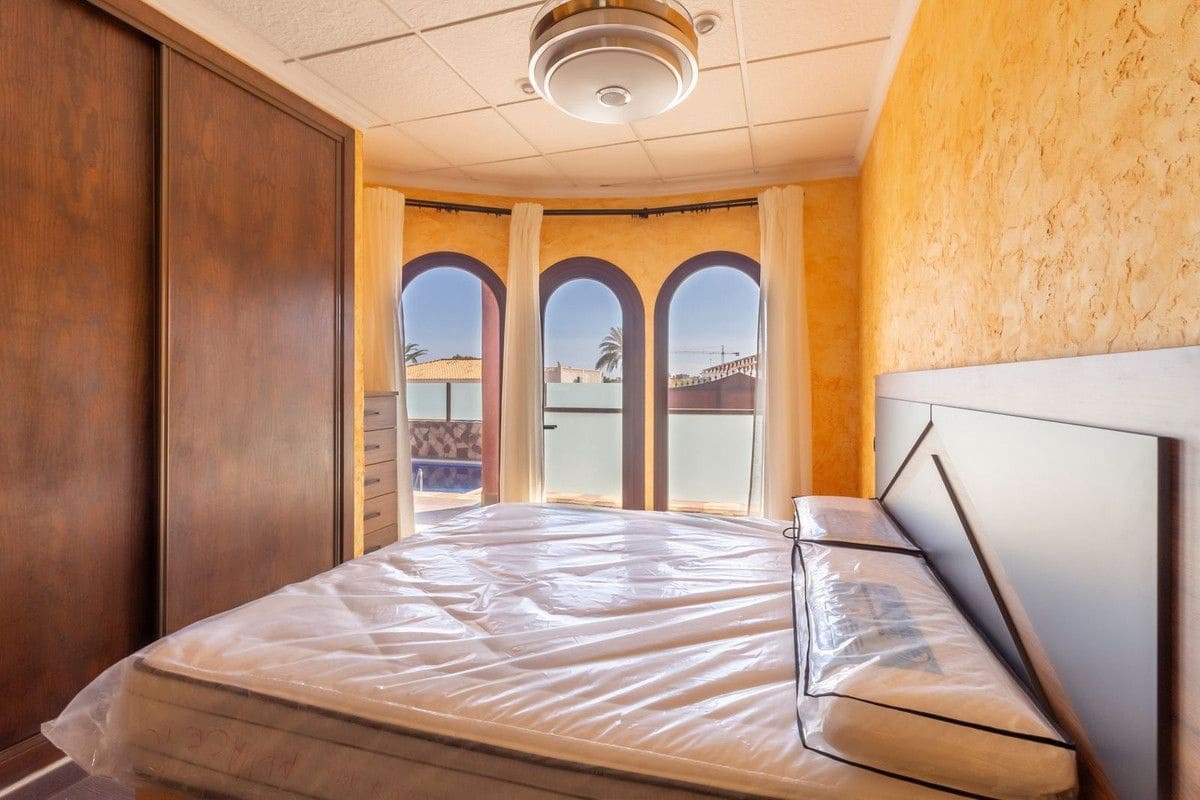 4 camera da letto Villa in vendita in Orihuela Costa - 1.199.000 € (Rif: 10028263)