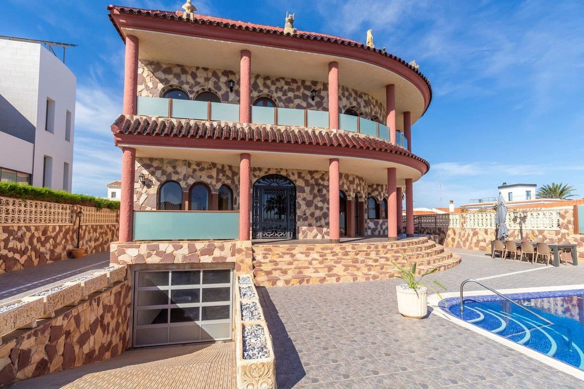 4 camera da letto Villa in vendita in Orihuela Costa - 1.199.000 € (Rif: 10028263)