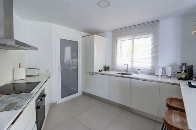 3 makuuhuone Huoneisto myytävänä paikassa Cala Vinyes / Cala Vinyas / Cala Viñas, Calvià mukana uima-altaan - 765 000 € (Ref: 10028278)