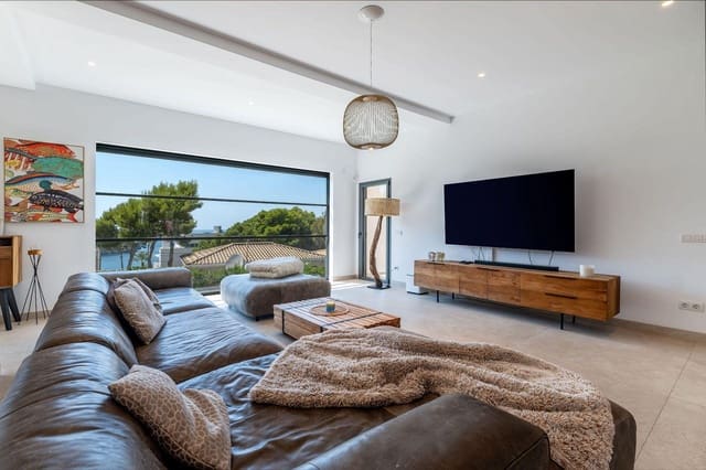 4 makuuhuone Huvila myytävänä paikassa Santa Ponsa, Calvià mukana uima-altaan - 4 750 000 € (Ref: 10028279)