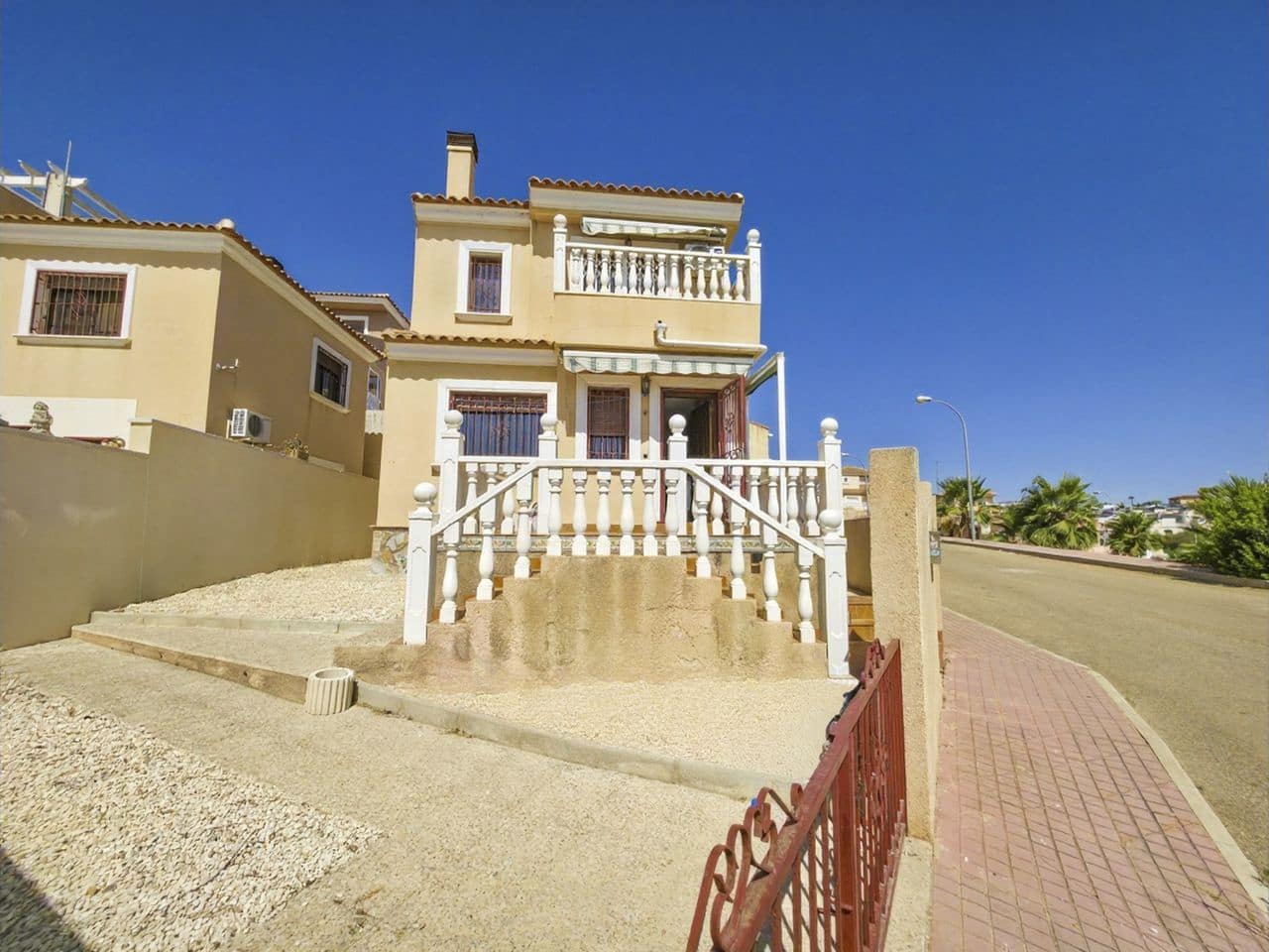 2 soverom Villa til salgs i Filipinas - € 217 950 (Ref: 10028280)
