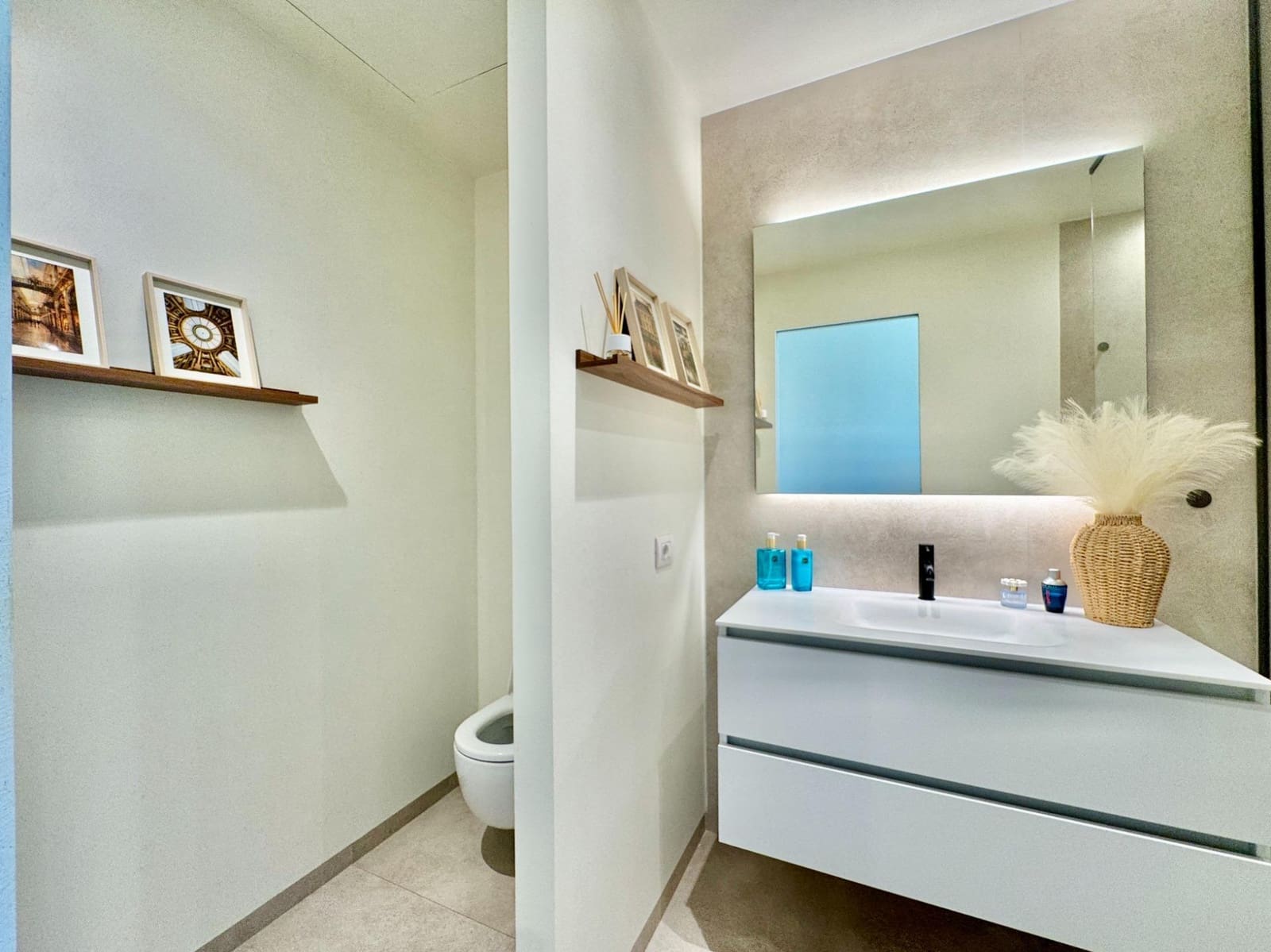 3 quarto Apartamento para venda em Las Colinas Golf com piscina garagem - 819 000 € (Ref: 10028294)