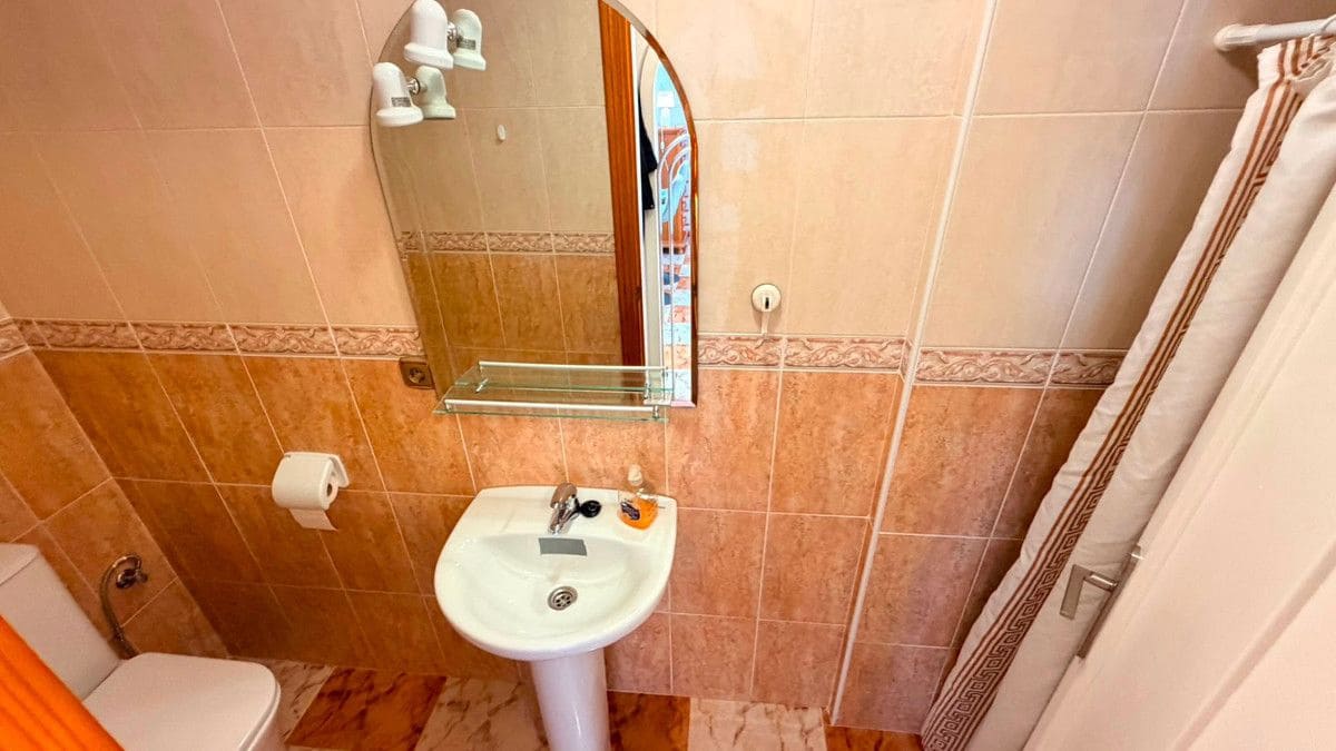 2 slaapkamer Villa te koop in Orihuela Costa met zwembad - € 239.000 (Ref: 10028306)