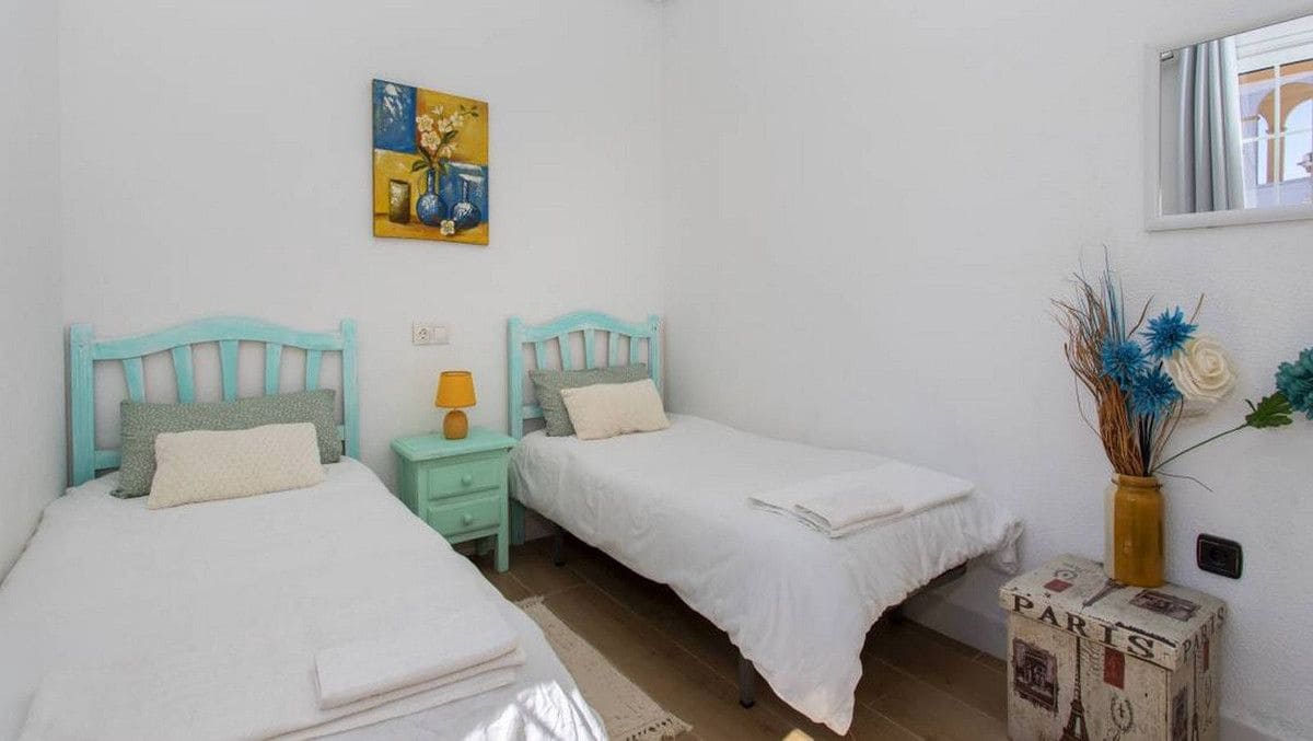 3 bedroom Apartment for sale in La Zenia with pool - € 330,000 (Ref: 10028313)