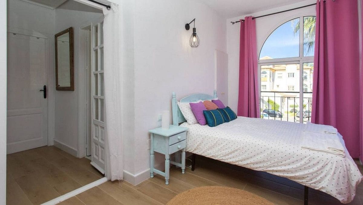 3 bedroom Apartment for sale in La Zenia with pool - € 330,000 (Ref: 10028313)