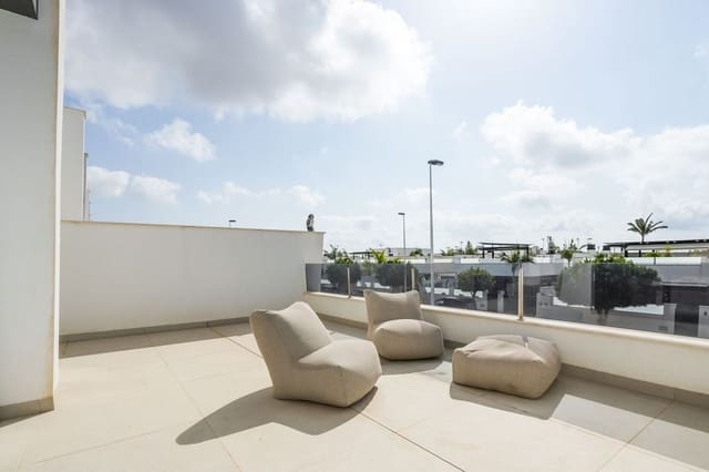 Chalet de 5 habitaciones en Lo Pagan, San Pedro del Pinatar en venta con piscina - 525.000 € (Ref: 10028322)