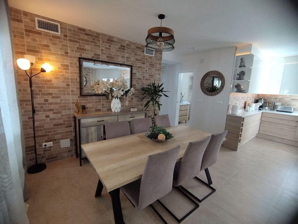5 bedroom Villa for sale in Torrevieja with pool - € 760,000 (Ref: 10028328)