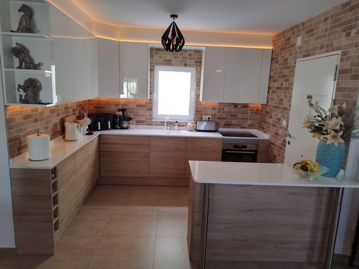 5 bedroom Villa for sale in Torrevieja with pool - € 760,000 (Ref: 10028328)