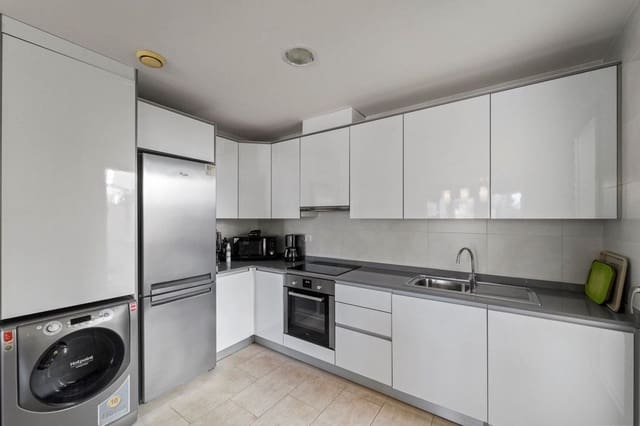 2 makuuhuone Huoneisto myytävänä paikassa Parque de las Naciones, Torrevieja - 259 000 € (Ref: 10028331)