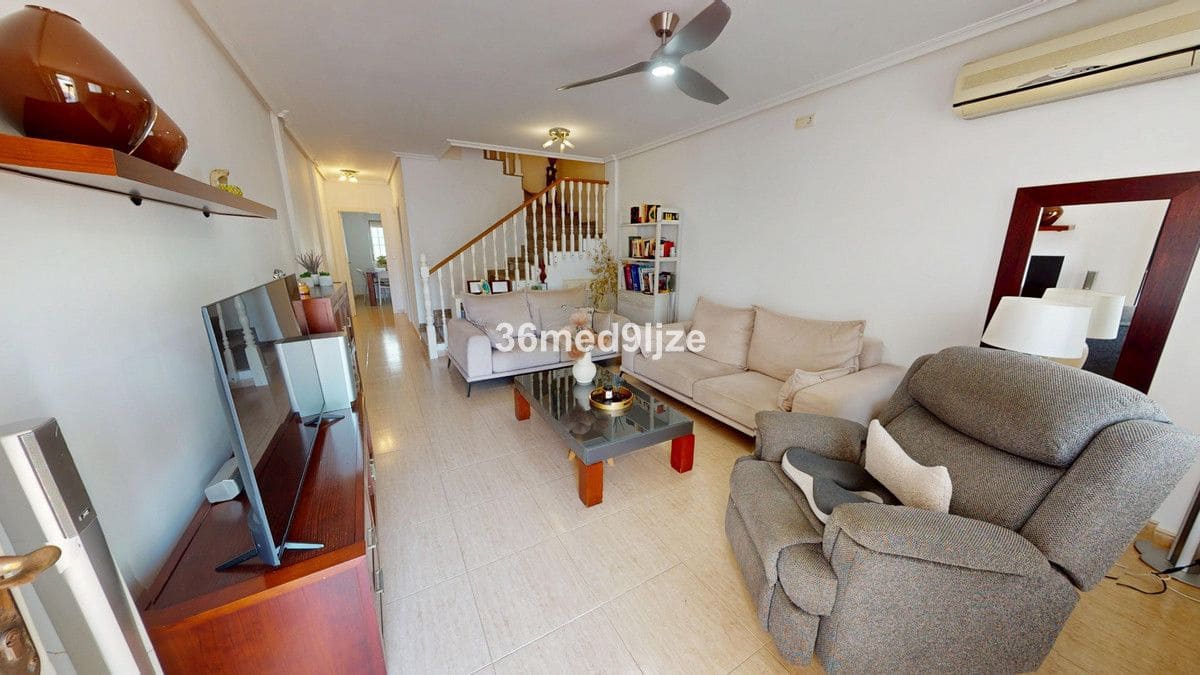 3 bedroom Villa for sale in Los Alcazares - € 250,000 (Ref: 10028332)