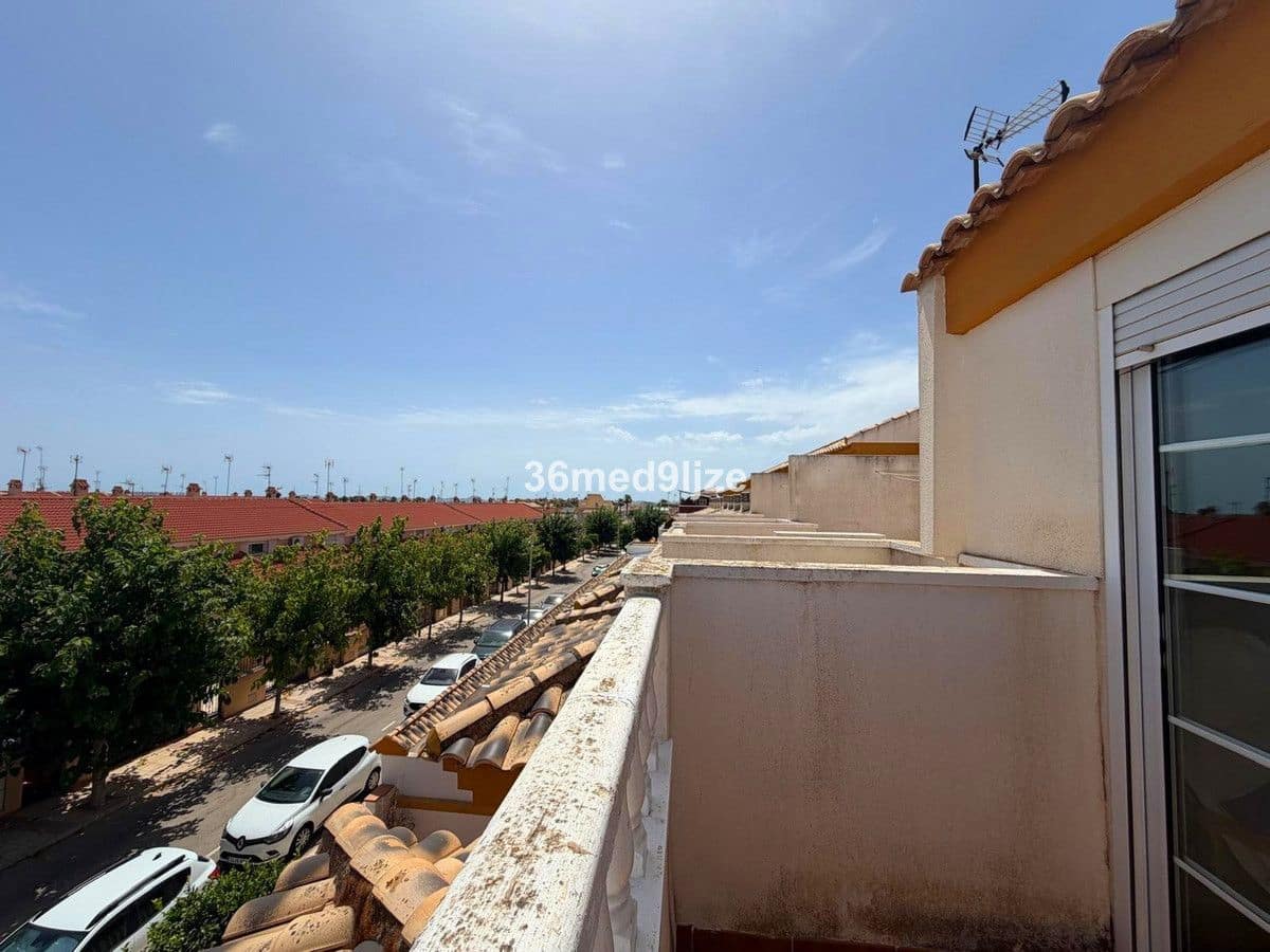 3 bedroom Villa for sale in Los Alcazares - € 250,000 (Ref: 10028332)