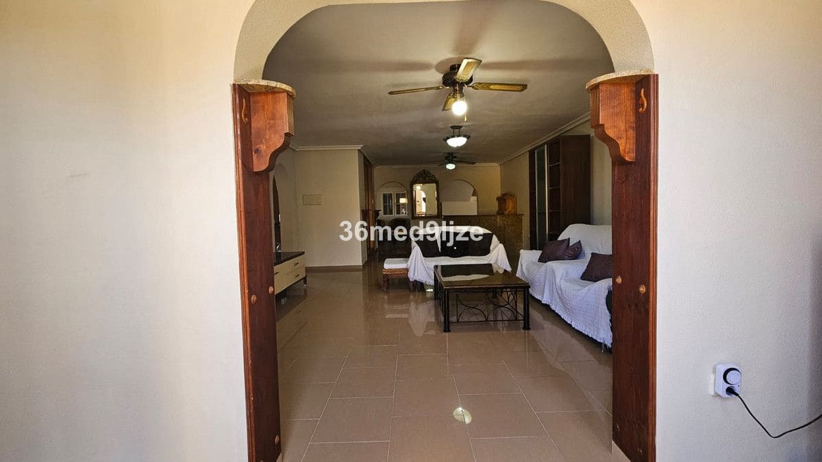 6 quarto Moradia para venda em Los Narejos com piscina - 599 000 € (Ref: 10028334)