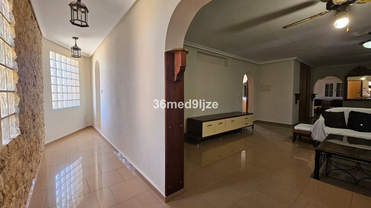 6 quarto Moradia para venda em Los Narejos com piscina - 599 000 € (Ref: 10028334)