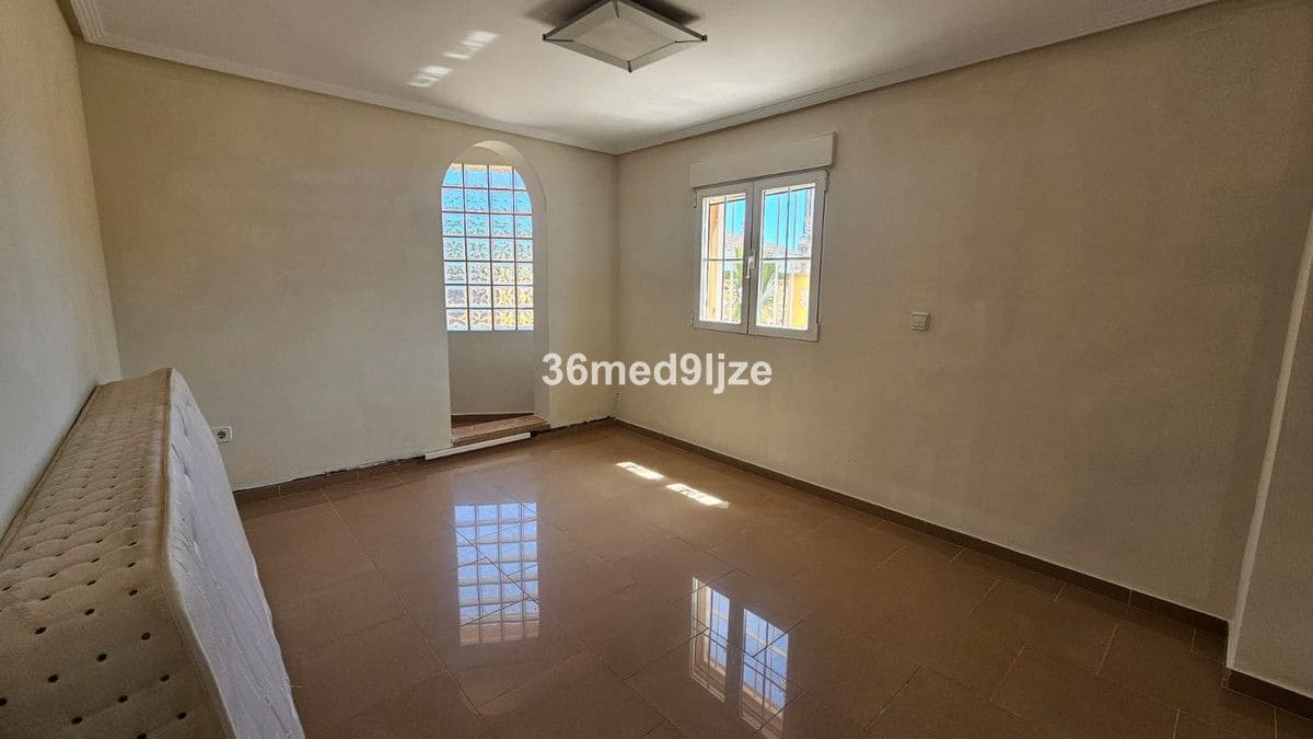 6 quarto Moradia para venda em Los Narejos com piscina - 599 000 € (Ref: 10028334)