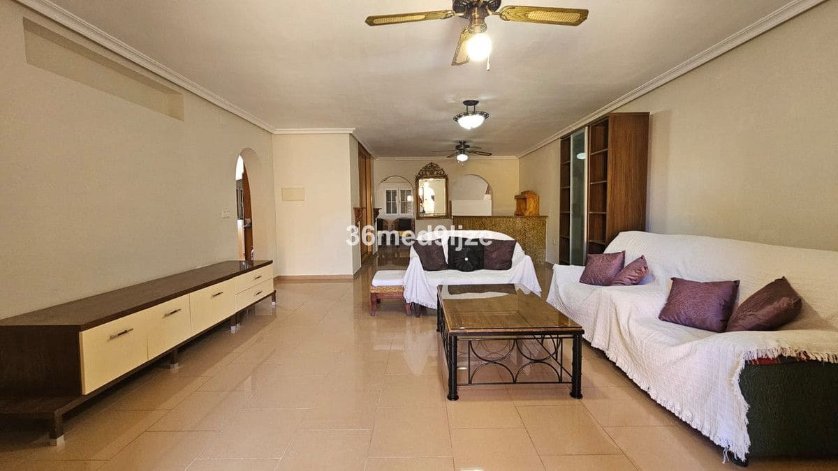 6 quarto Moradia para venda em Los Narejos com piscina - 599 000 € (Ref: 10028334)
