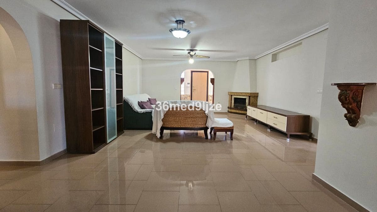 6 quarto Moradia para venda em Los Narejos com piscina - 599 000 € (Ref: 10028334)