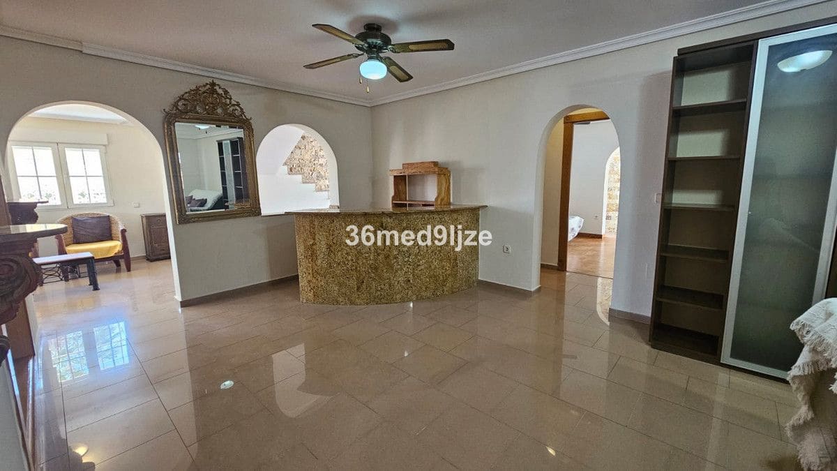 6 quarto Moradia para venda em Los Narejos com piscina - 599 000 € (Ref: 10028334)