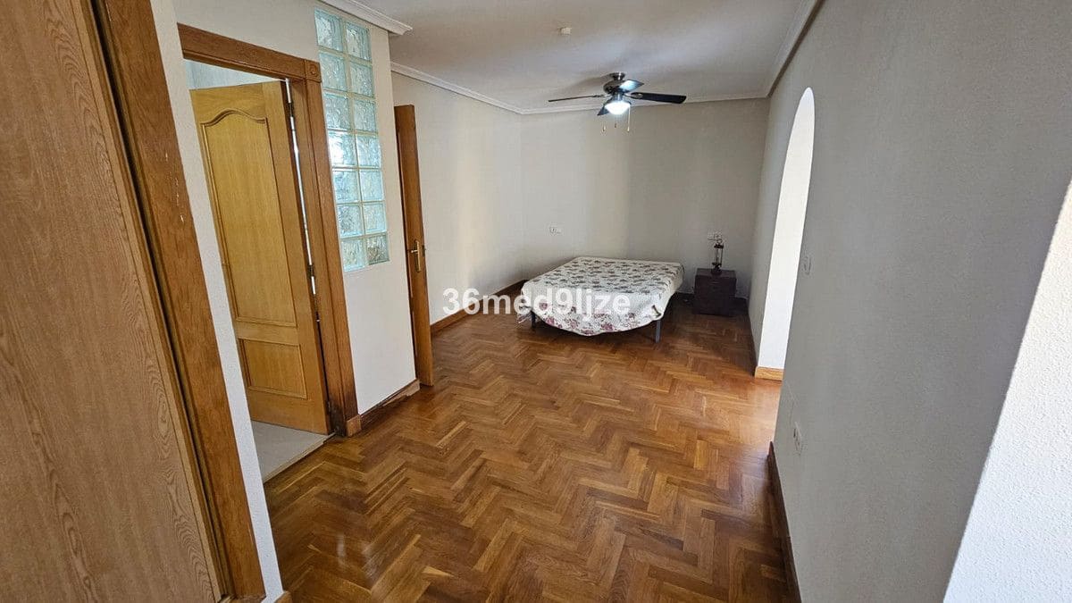 6 quarto Moradia para venda em Los Narejos com piscina - 599 000 € (Ref: 10028334)