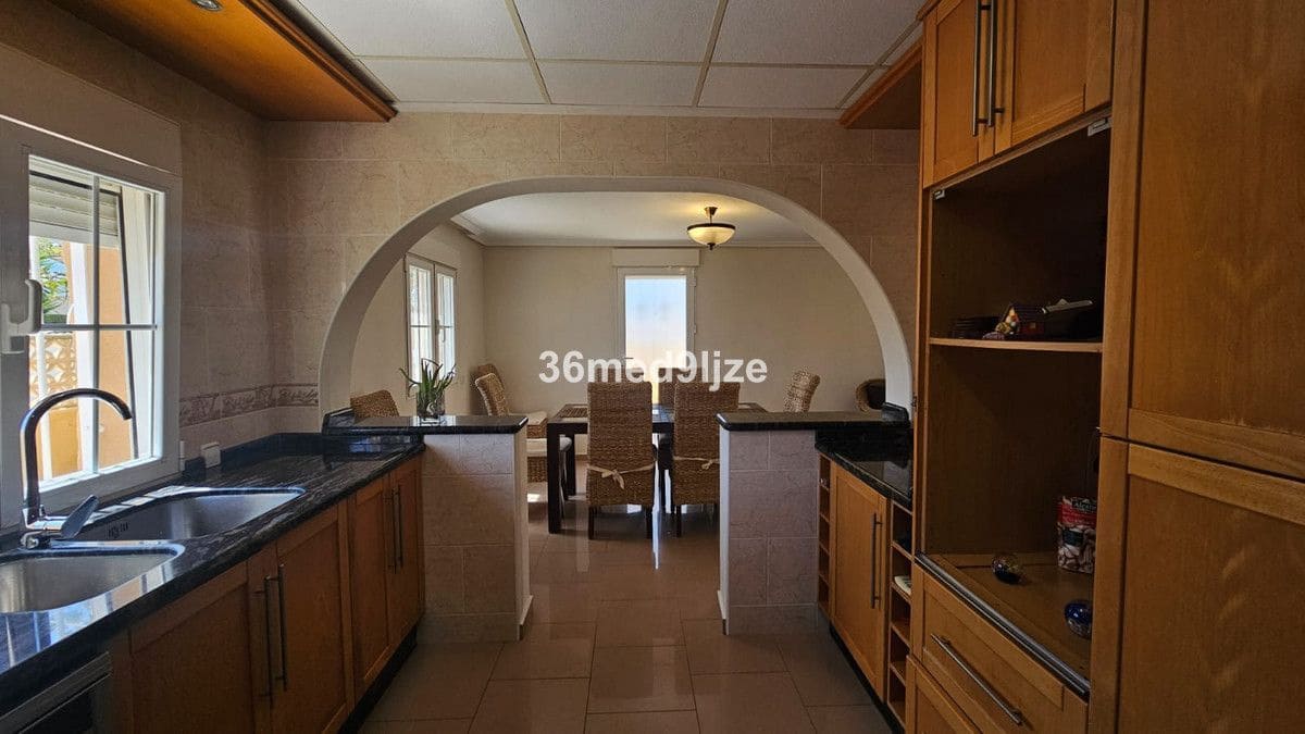 6 quarto Moradia para venda em Los Narejos com piscina - 599 000 € (Ref: 10028334)