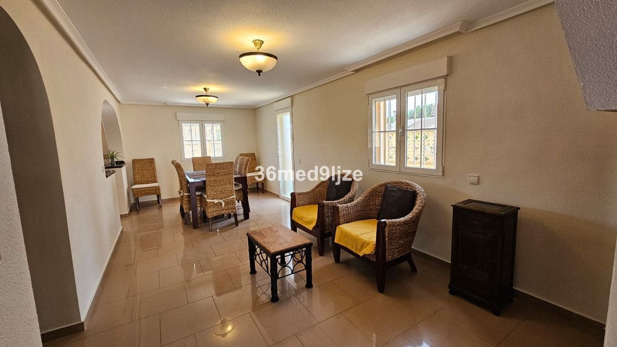 6 quarto Moradia para venda em Los Narejos com piscina - 599 000 € (Ref: 10028334)