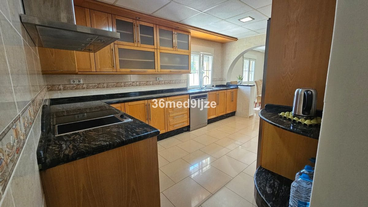 6 quarto Moradia para venda em Los Narejos com piscina - 599 000 € (Ref: 10028334)