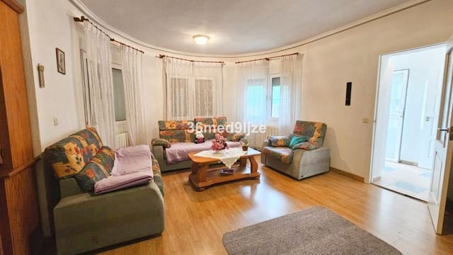 8 sovrum Villa till salu i Los Narejos, Los Alcázares - 399 000 € (Ref: 10028335)