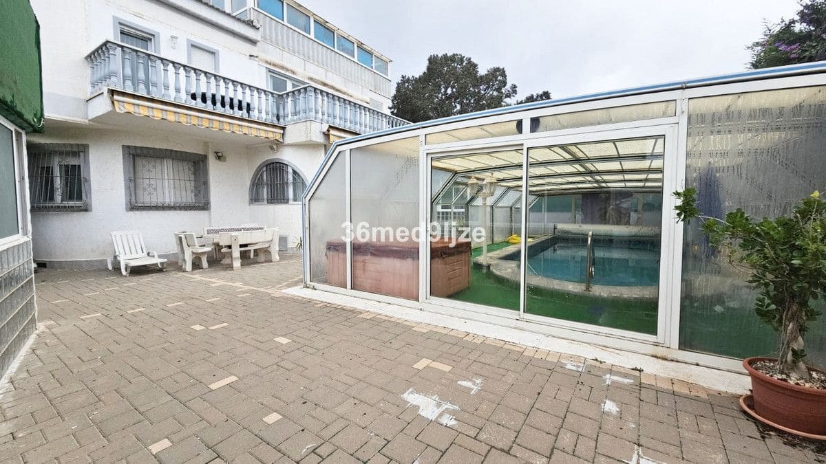 8 sypialnia Willa na sprzedaż w Los Narejos - 399 000 € (Ref: 10028335)