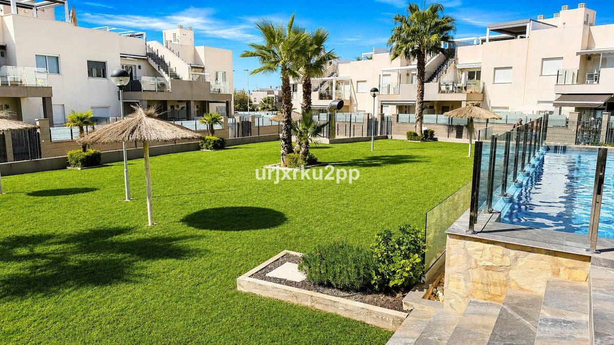 2 slaapkamer Appartement te koop in Aguas Nuevas met zwembad - € 285.000 (Ref: 10028344)