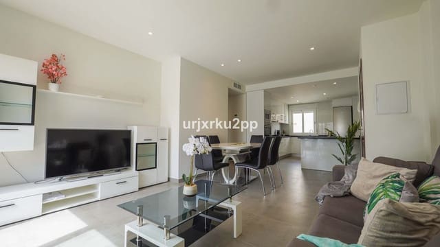 2 slaapkamer Appartement te koop in Aguas Nuevas, Torrevieja met zwembad - € 285.000 (Ref: 10028344)