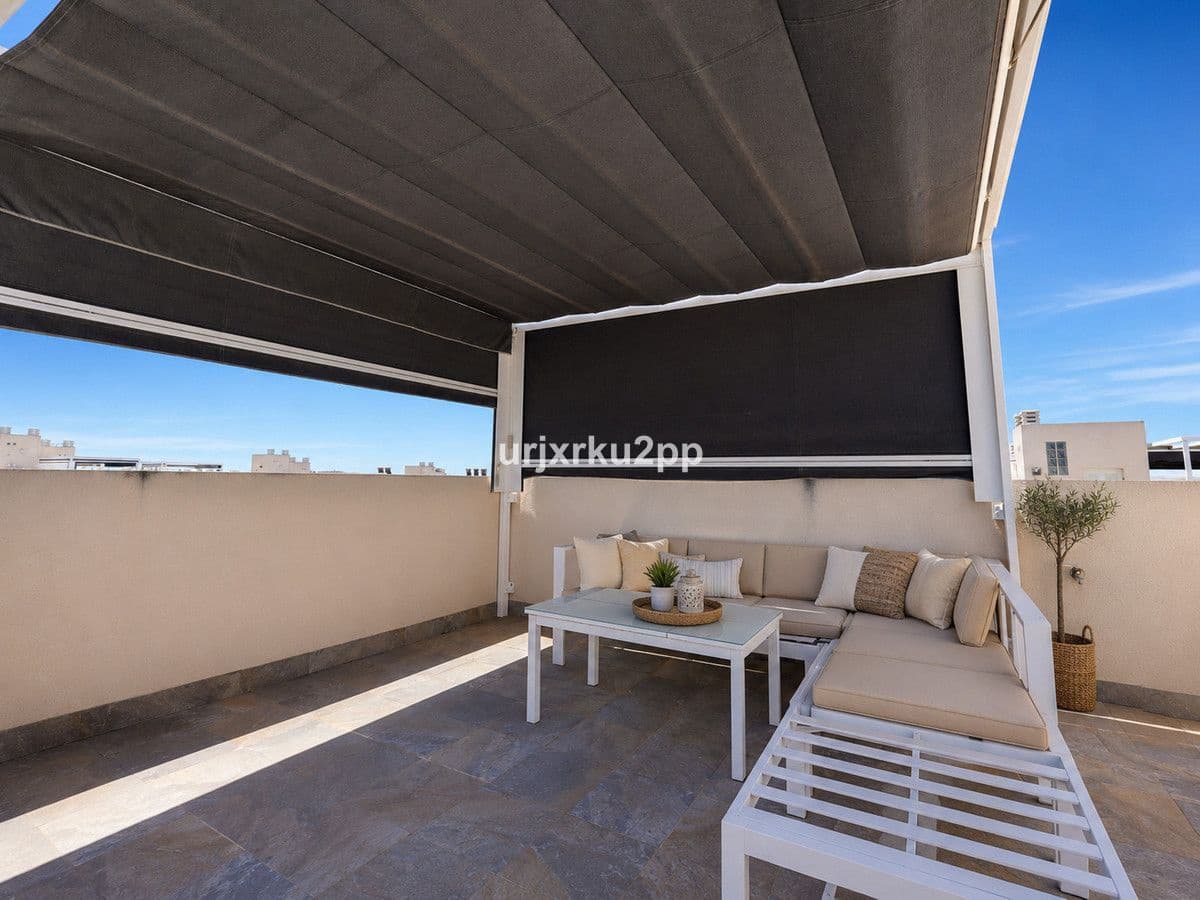 2 slaapkamer Appartement te koop in Aguas Nuevas met zwembad - € 285.000 (Ref: 10028344)