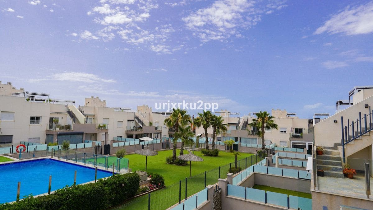 2 slaapkamer Appartement te koop in Aguas Nuevas met zwembad - € 285.000 (Ref: 10028344)