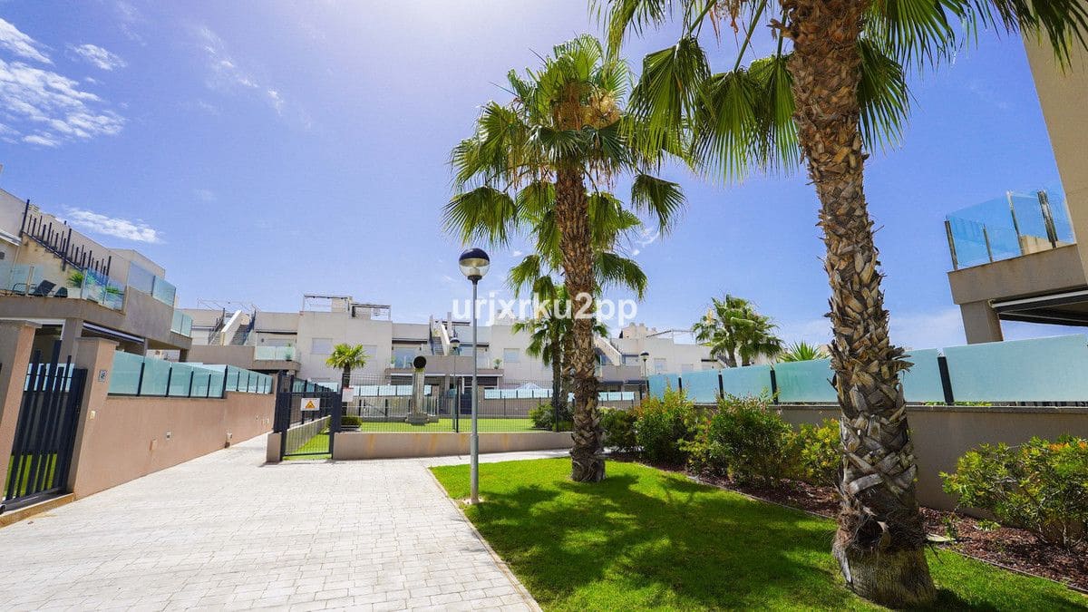 2 slaapkamer Appartement te koop in Aguas Nuevas met zwembad - € 285.000 (Ref: 10028344)
