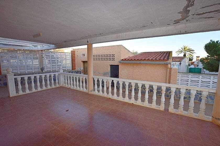 3 bedroom Villa for sale in Torrevieja with pool - € 264,900 (Ref: 10028350)