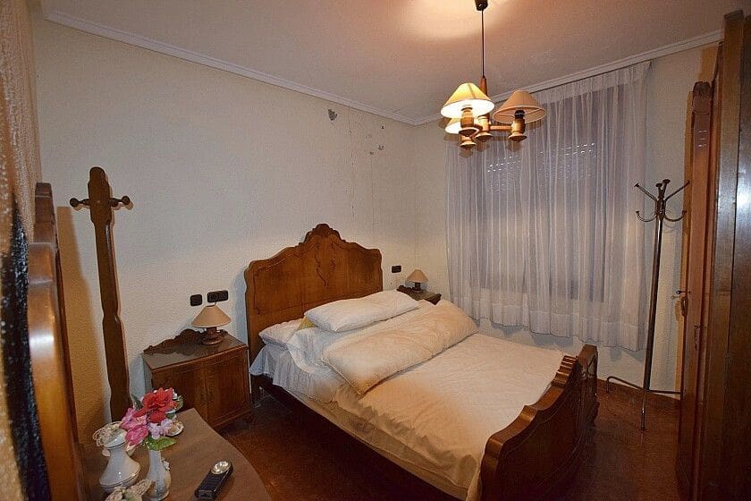 3 bedroom Villa for sale in Torrevieja with pool - € 264,900 (Ref: 10028350)