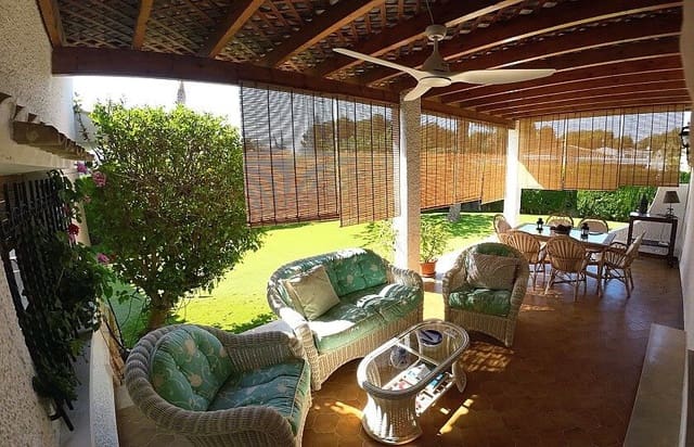 5 makuuhuone Huvila myytävänä paikassa Campoamor, Orihuela - 650 000 € (Ref: 10028353)