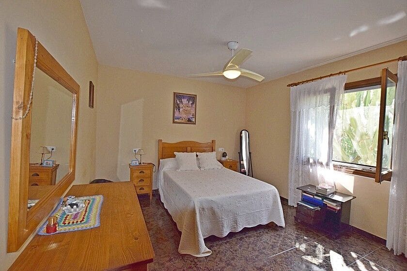 3 bedroom Villa for sale in Orihuela Costa with pool - € 595,000 (Ref: 10028355)