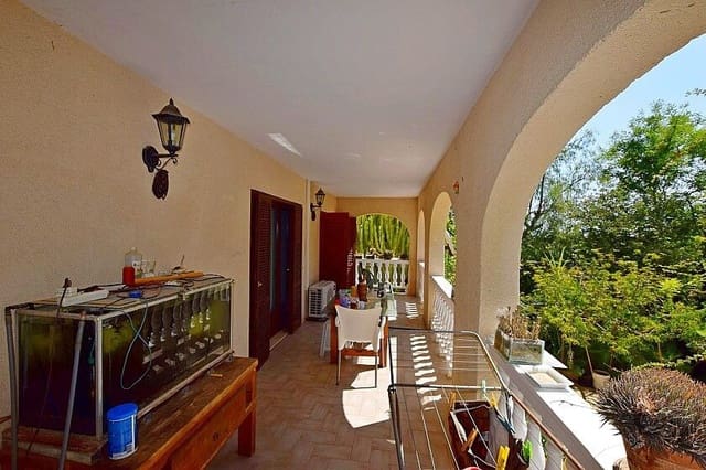 3 bedroom Villa for sale in Villamartín - Las Filipinas, Orihuela with pool - € 595,000 (Ref: 10028355)
