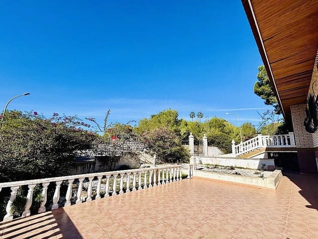 10 makuuhuone Huvila myytävänä paikassa Campoamor, Orihuela mukana uima-altaan - 1 100 000 € (Ref: 10028358)