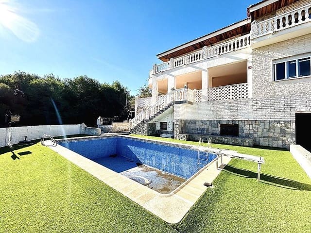 10 makuuhuone Huvila myytävänä paikassa Campoamor, Orihuela mukana uima-altaan - 1 100 000 € (Ref: 10028358)