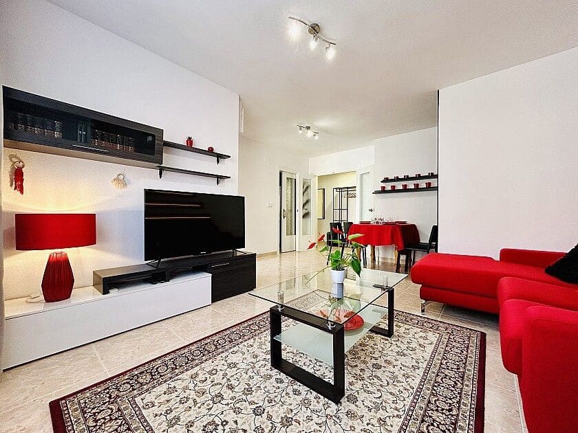 3 makuuhuone Huoneisto myytävänä paikassa Torrevieja mukana uima-altaan - 196 500 € (Ref: 10028363)