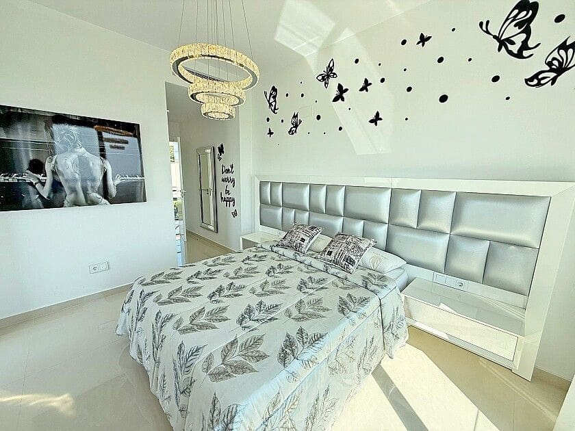 5 Zimmer Villa zu verkaufen in San Miguel de Salinas - 899.000 € (Ref: 10028364)