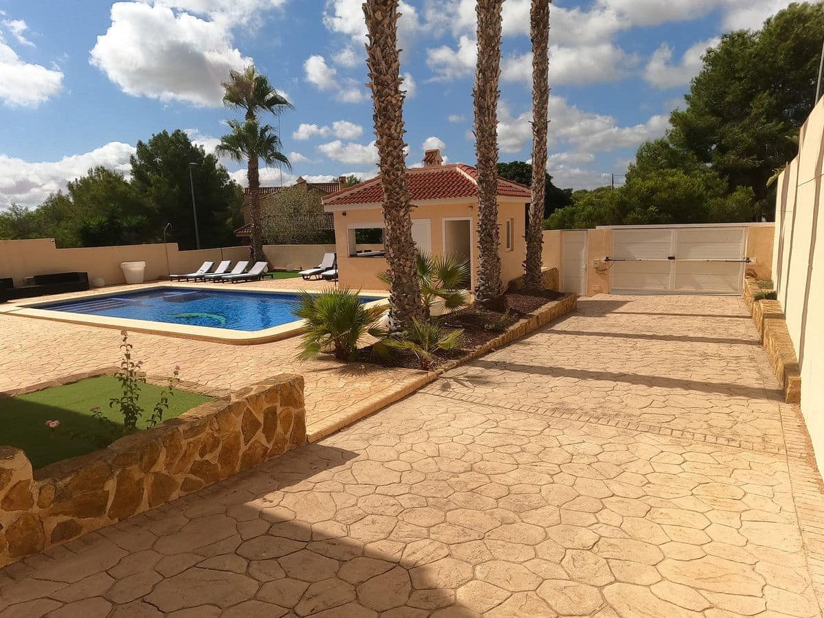 5 chambre Villa/Maison à vendre à Algorfa avec piscine - 780 000 € (Ref: 10028366)