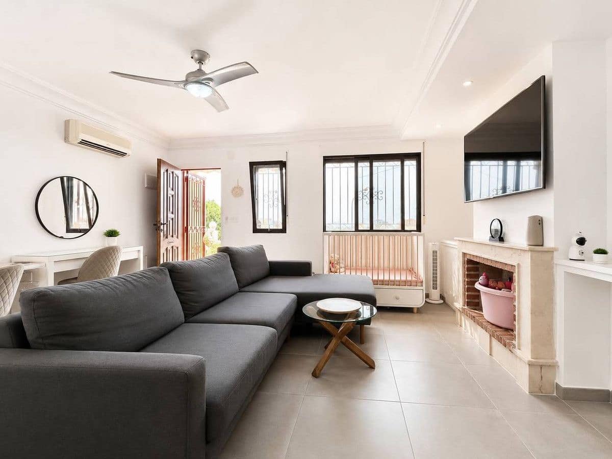 2 quarto Moradia para venda em Orihuela Costa com piscina - 218 000 € (Ref: 10028371)