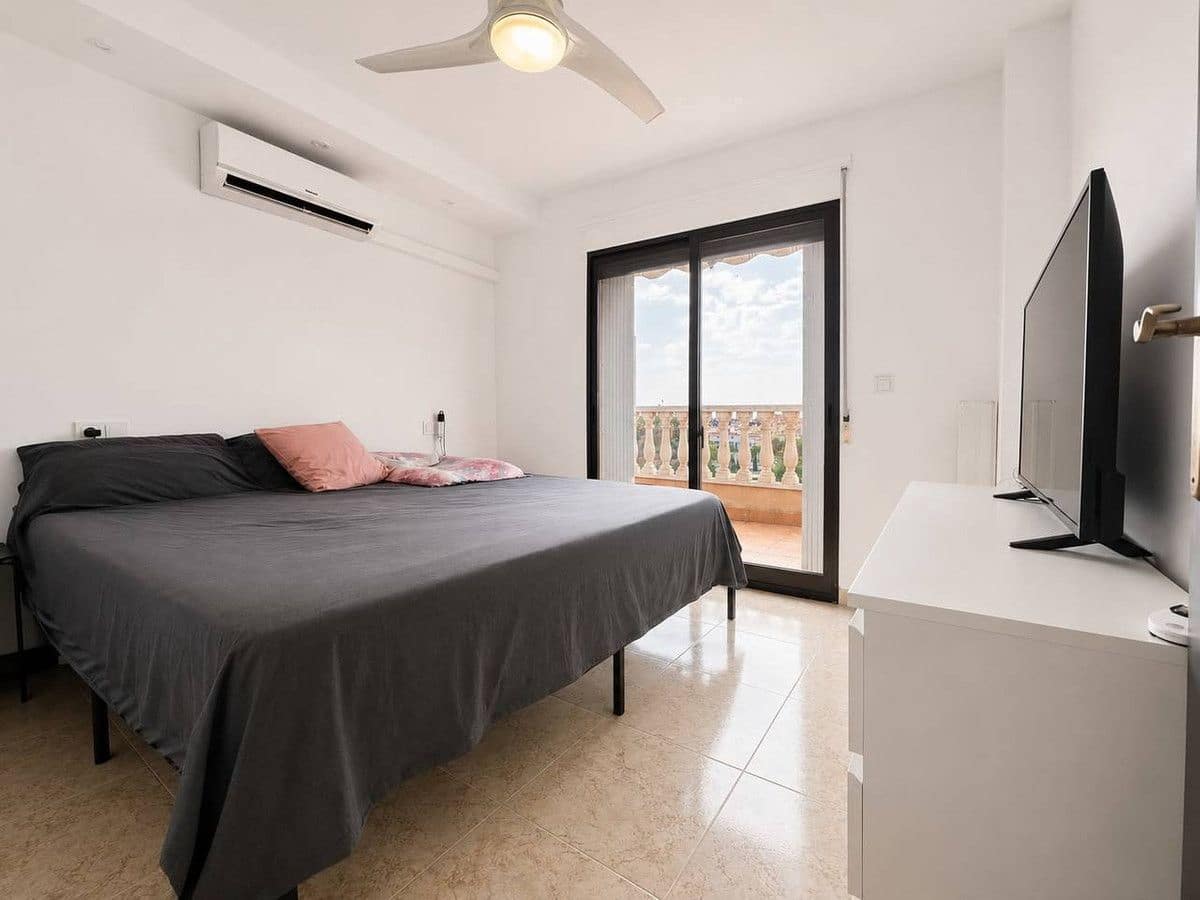 2 quarto Moradia para venda em Orihuela Costa com piscina - 218 000 € (Ref: 10028371)