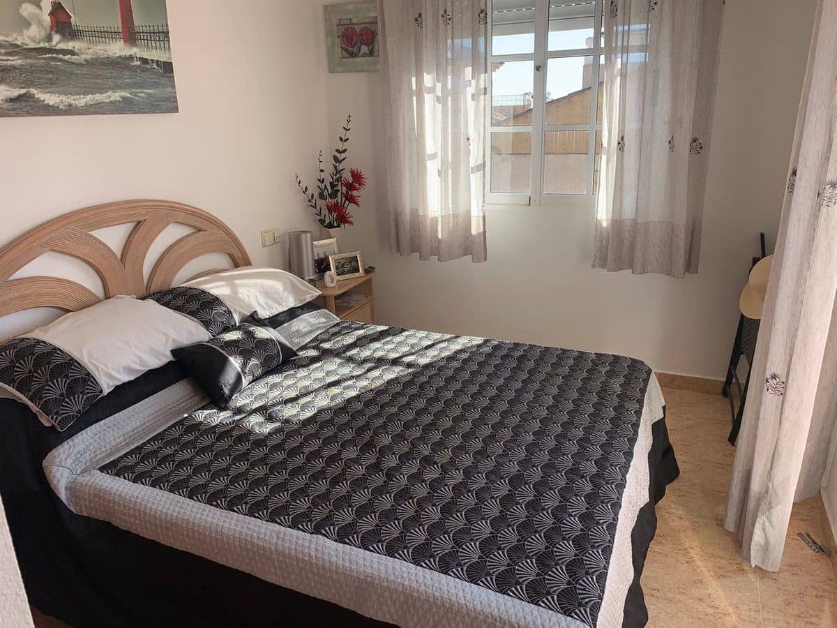 3 sypialnia Willa na sprzedaż w Orihuela Costa - 299 950 € (Ref: 10028373)