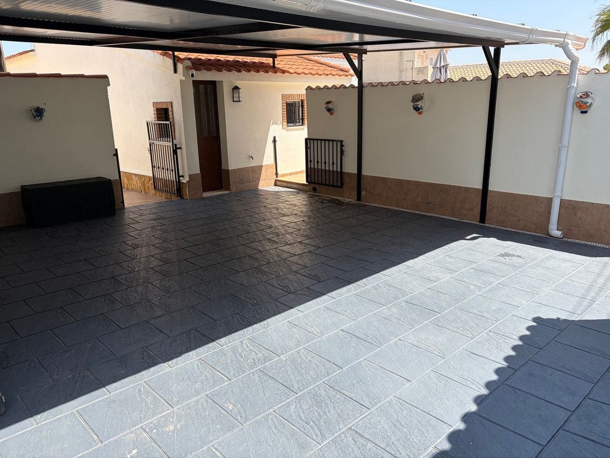 4 chambre Villa/Maison à vendre à Pinar de Campoverde avec piscine - 699 950 € (Ref: 10028374)