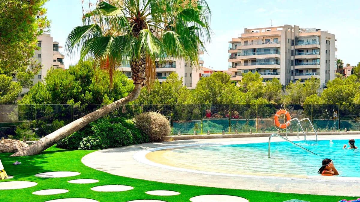 2 chambre Appartement à vendre à La Zenia avec piscine - 269 900 € (Ref: 10028393)
