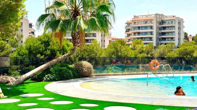 2 chambre Appartement à vendre à La Zenia, Orihuela avec piscine - 269 900 € (Ref: 10028393)