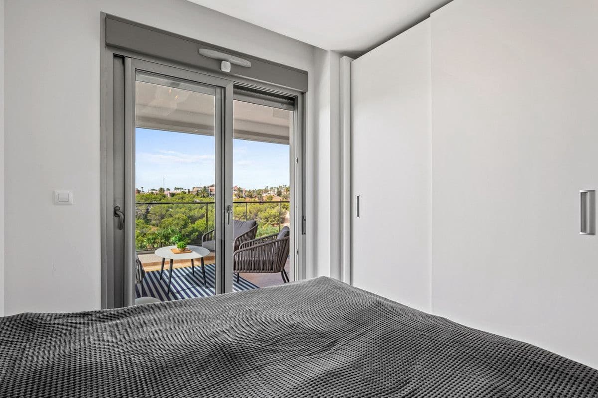 3 soverom Leilighet til salgs i Orihuela Costa - € 329 000 (Ref: 10028395)
