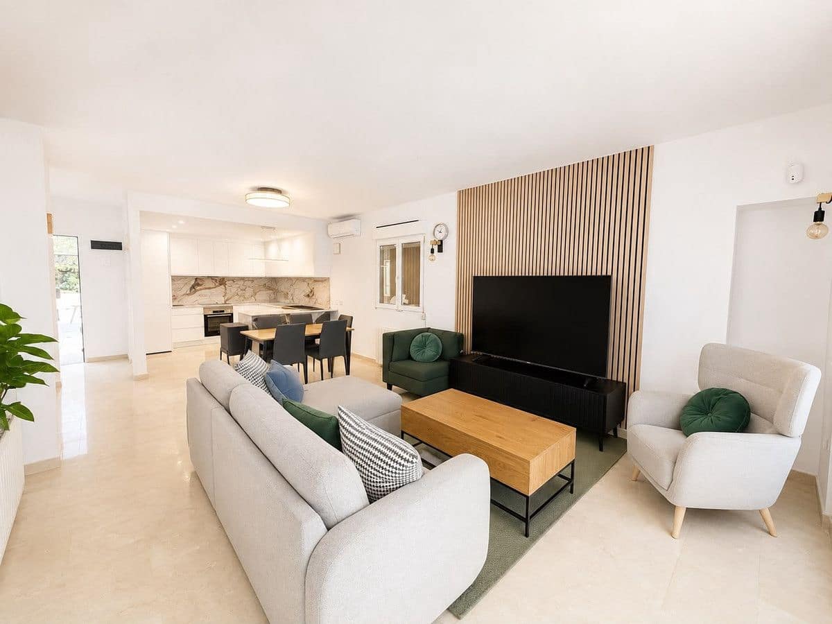 3 sypialnia Willa na sprzedaż w Orihuela Costa z basenem - 529 995 € (Ref: 10028400)